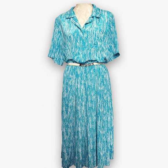 50% OFF Vintage Townhouse day dress